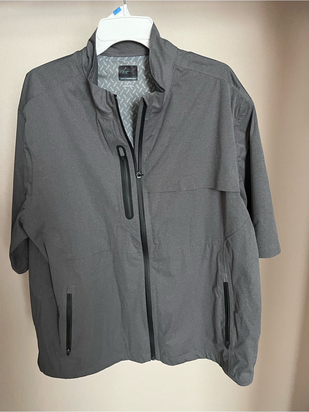 Greg Norman Collection Men's Dark Gray Lightweight Jacket